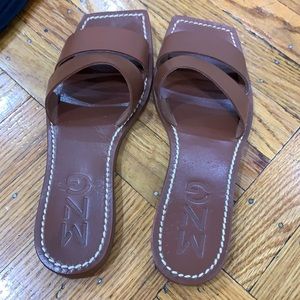 Mango sandal